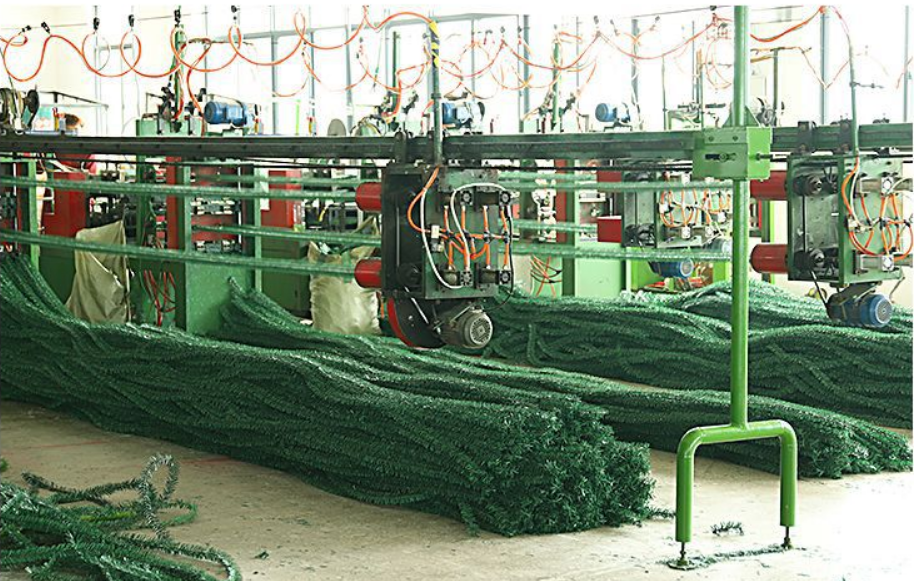 production of artificial christmas trees